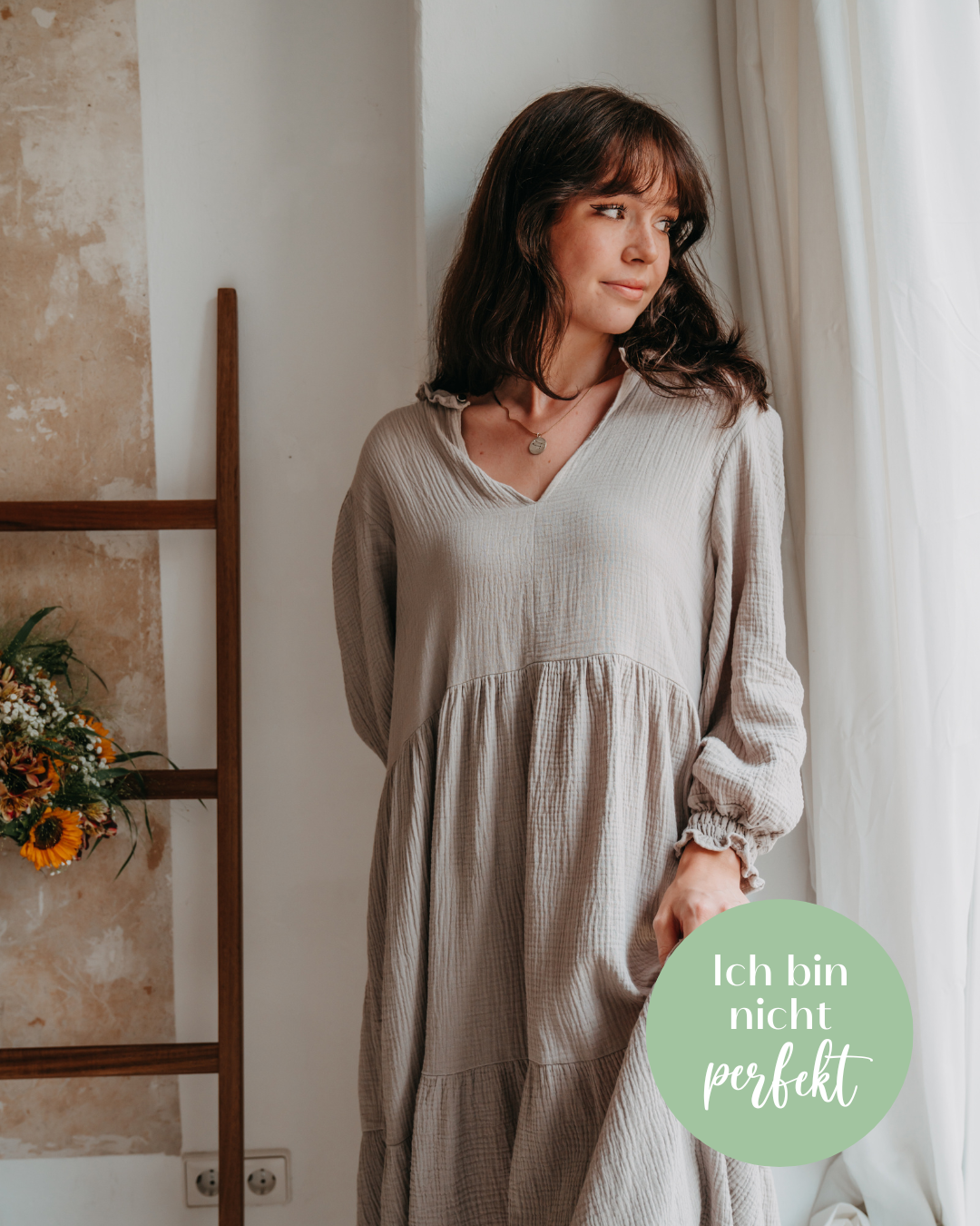 Hutchputch_Musselinkleid_Stein_LiebeaufdenzweitenBlick