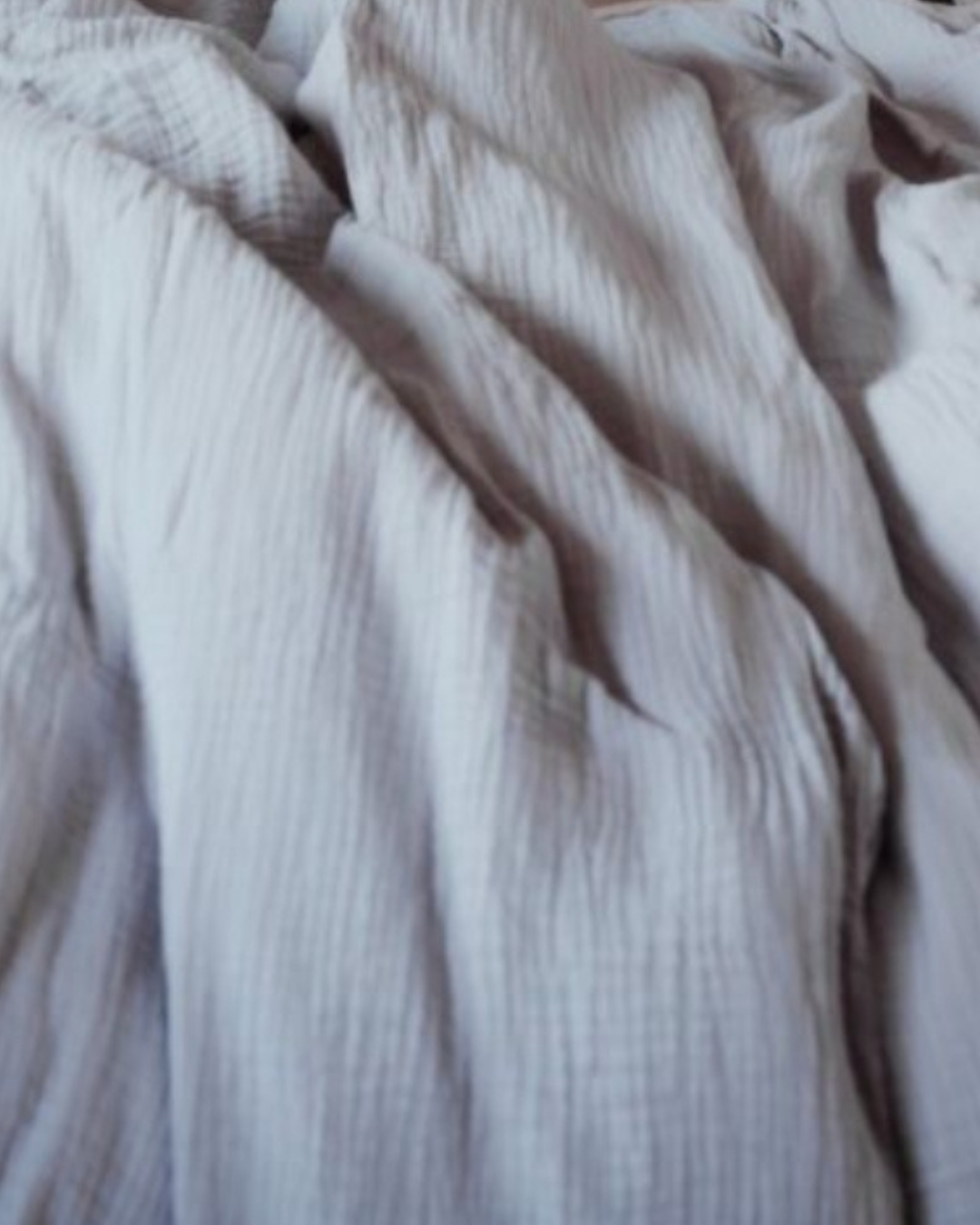 Hellgrauer Musselin Stoff aus Bio-Baumwolle